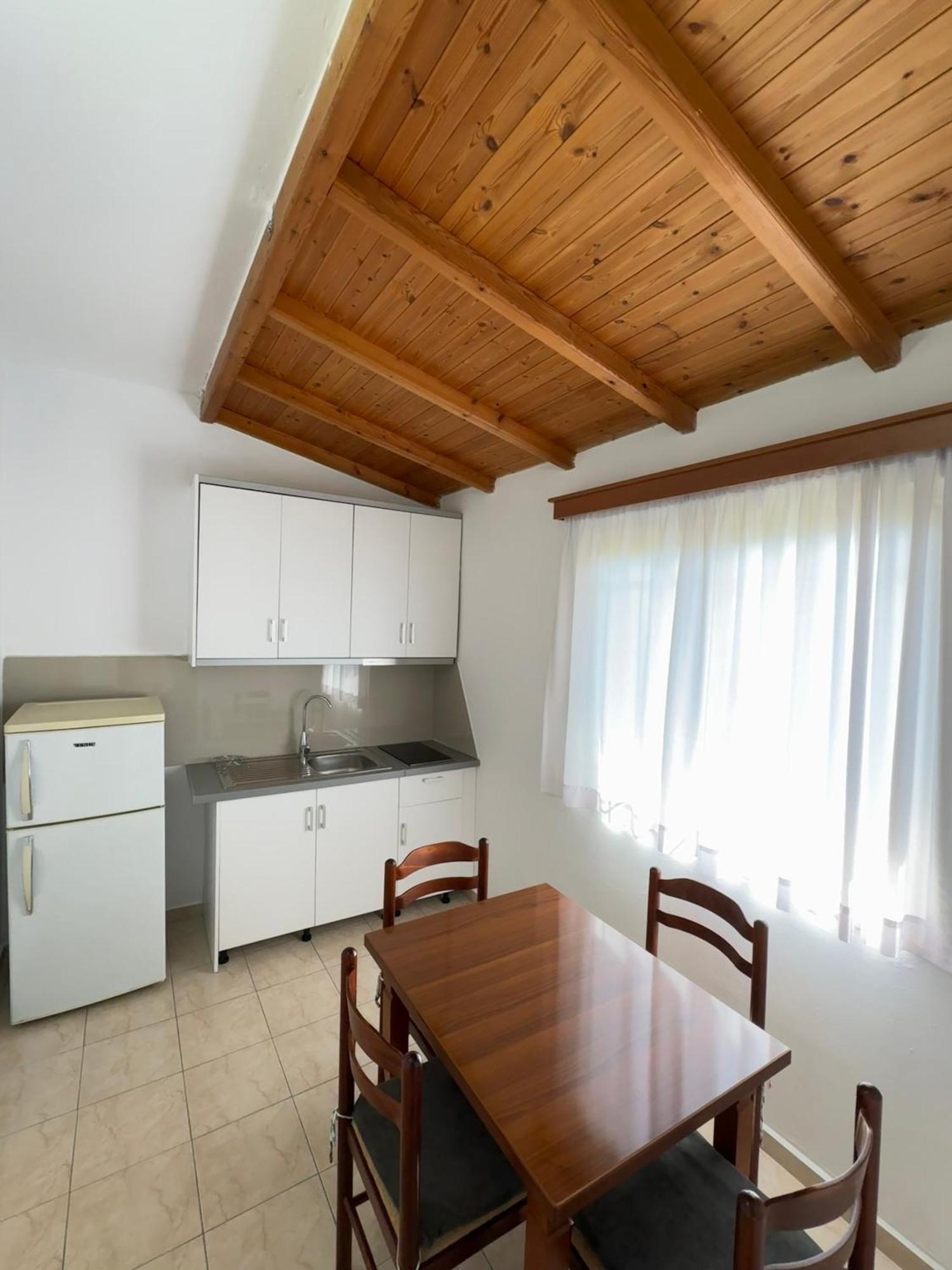 Apartment Angela Ksamil Bagian luar foto